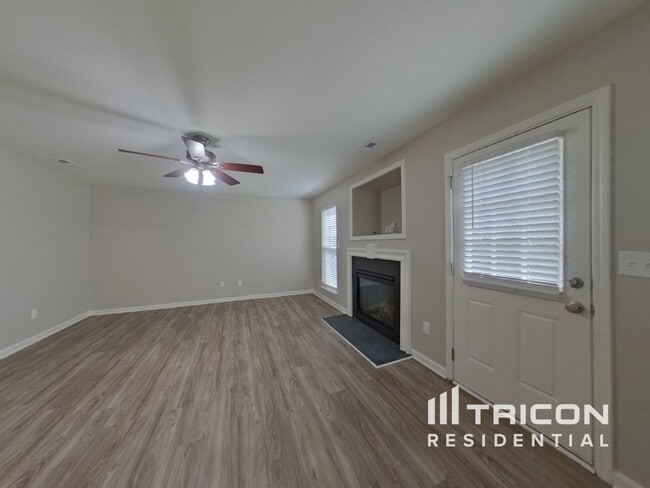 Building Photo - 6025 Spanish Moss Ln