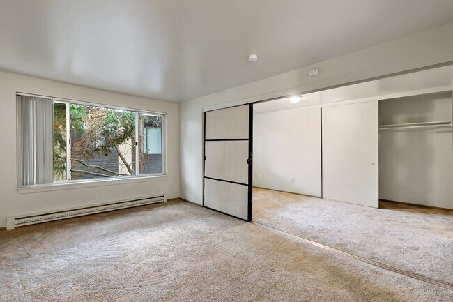 Foto del edificio - 5515 15th Ave NE