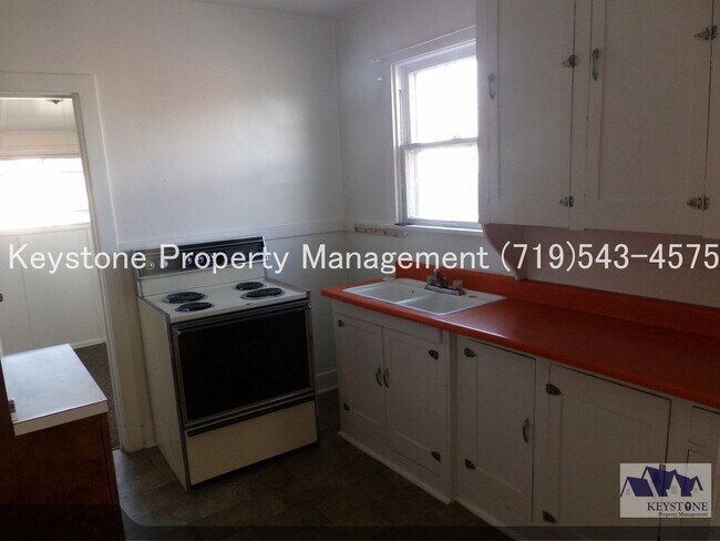 Foto del edificio - 1117 E 3rd St