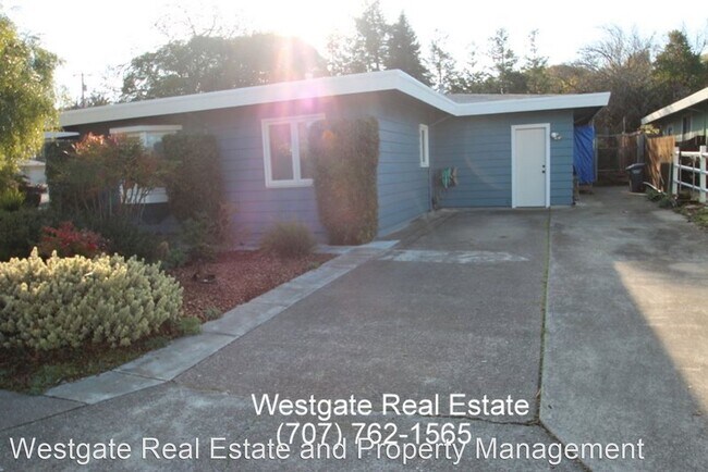 Foto del edificio - 3 br, 2 bath House - 1100 Mountain View Av...