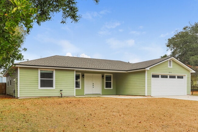 Building Photo - 2916 Trenton Ct