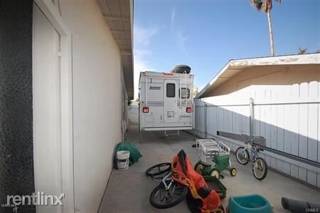 Foto del edificio - 1229 Coventry Dr