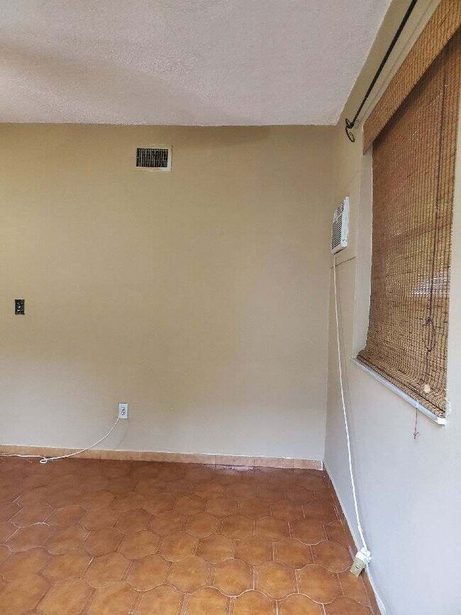 Living Area - 2626 SW 29th Ct