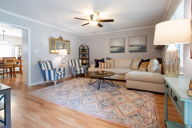 Foto del edificio - 1735 Kallaramo Rd