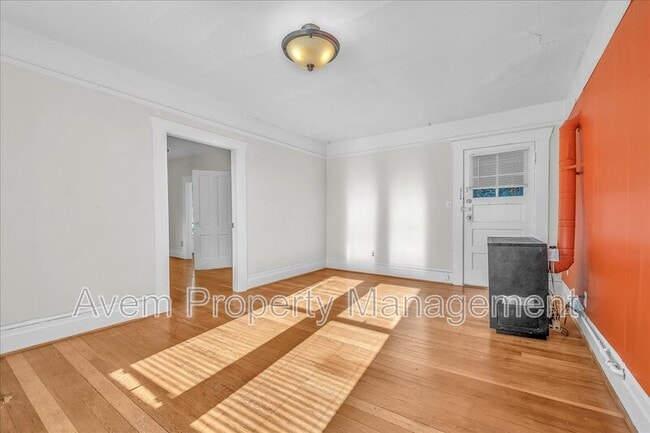 Foto del edificio - 3028 N Williams Ave