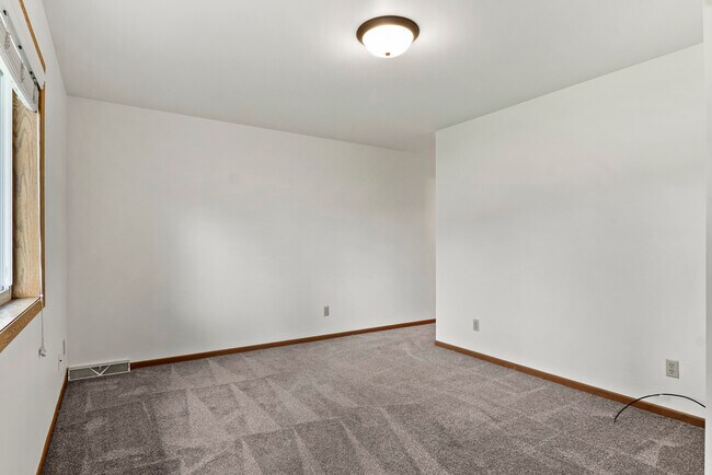 Foto del edificio - 987 3rd St