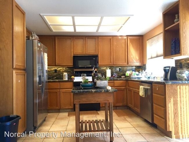 Building Photo - 1487 Carrington Cir