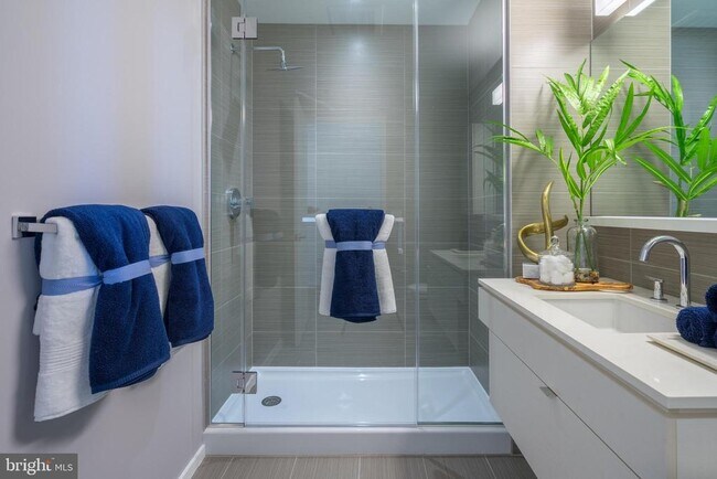 Foto del edificio - 1800 N Lynn St