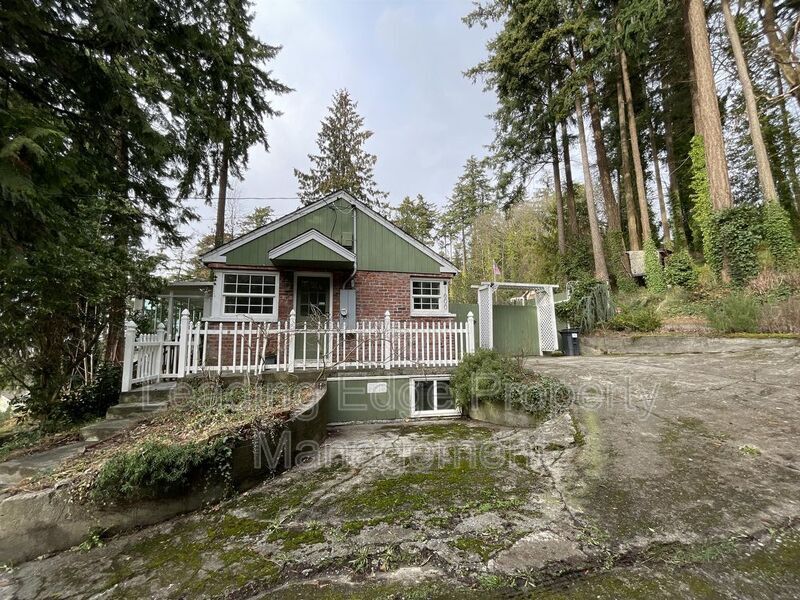 1600 Blodgett Rd, Mount Vernon, WA 98274 House Rental in Mount Vernon