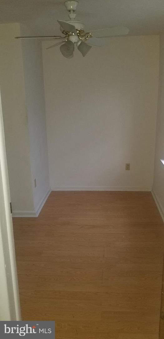 Foto del edificio - 292 N Washington St