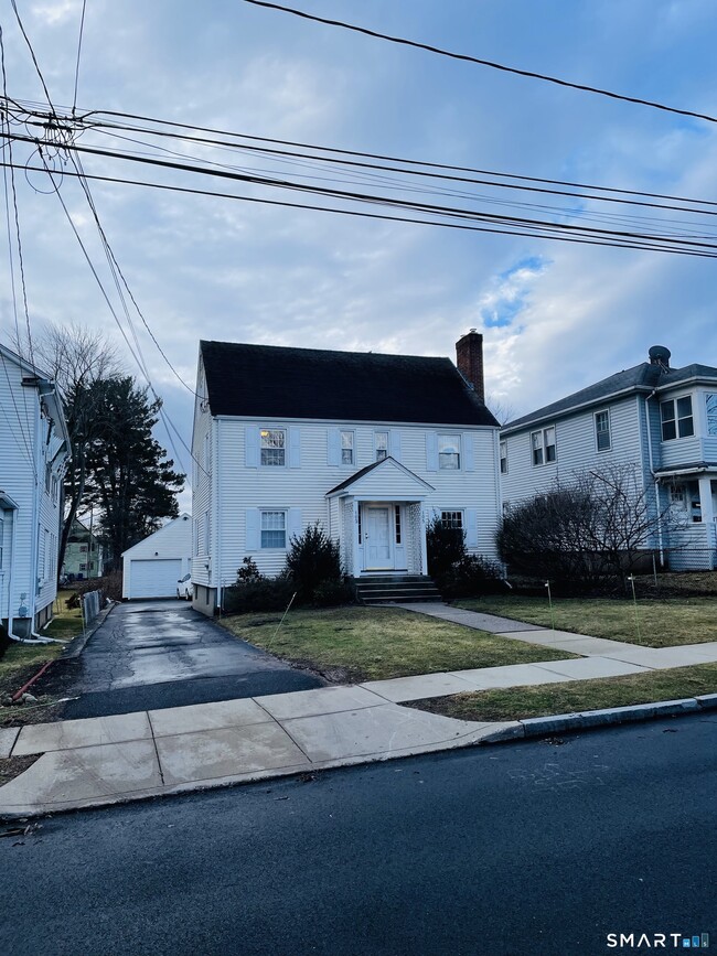 Building Photo - 103 Seymour Ave