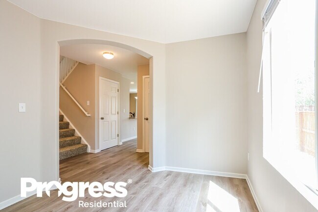 Foto del edificio - 5308 Creek Way