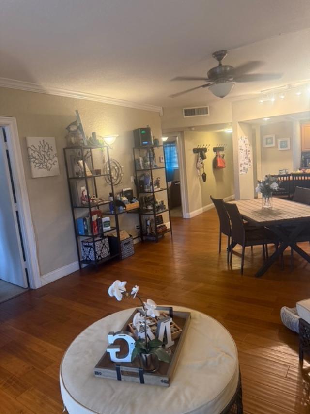 Foto del edificio - 1400 NE 57th Ct
