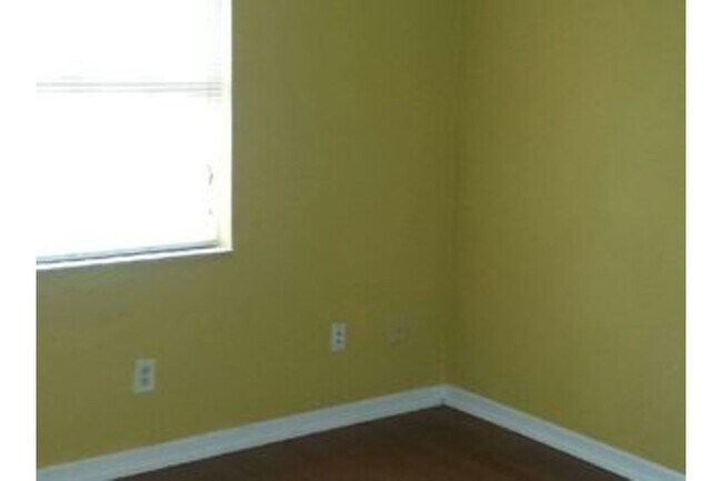 Building Photo - 6427 Woodstone Way