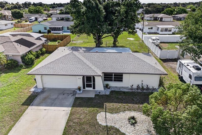 Building Photo - 430 Sunnyside Dr