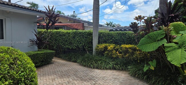 Foto del edificio - 8640 SW 47th St