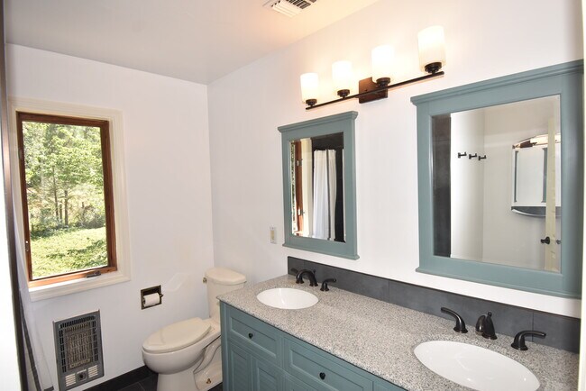 Foto del edificio - 12253 Serene Way