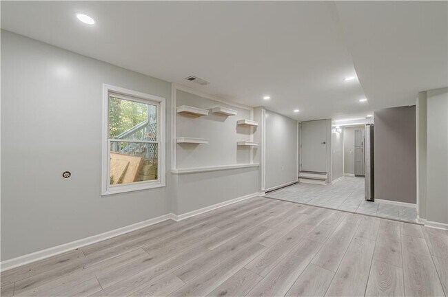 Foto del edificio - 435 Little Pines Ct