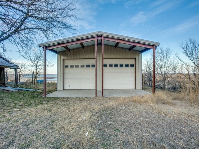 Building Photo - 4774 N Bonnie Brae St