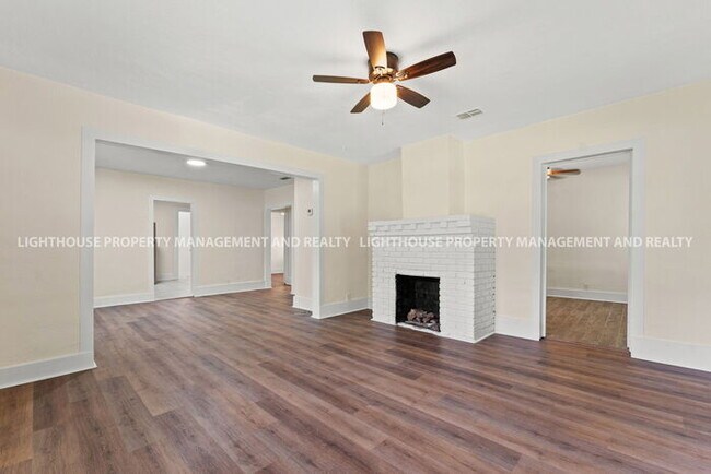 Foto del edificio - Charming 3x2 Bungalow