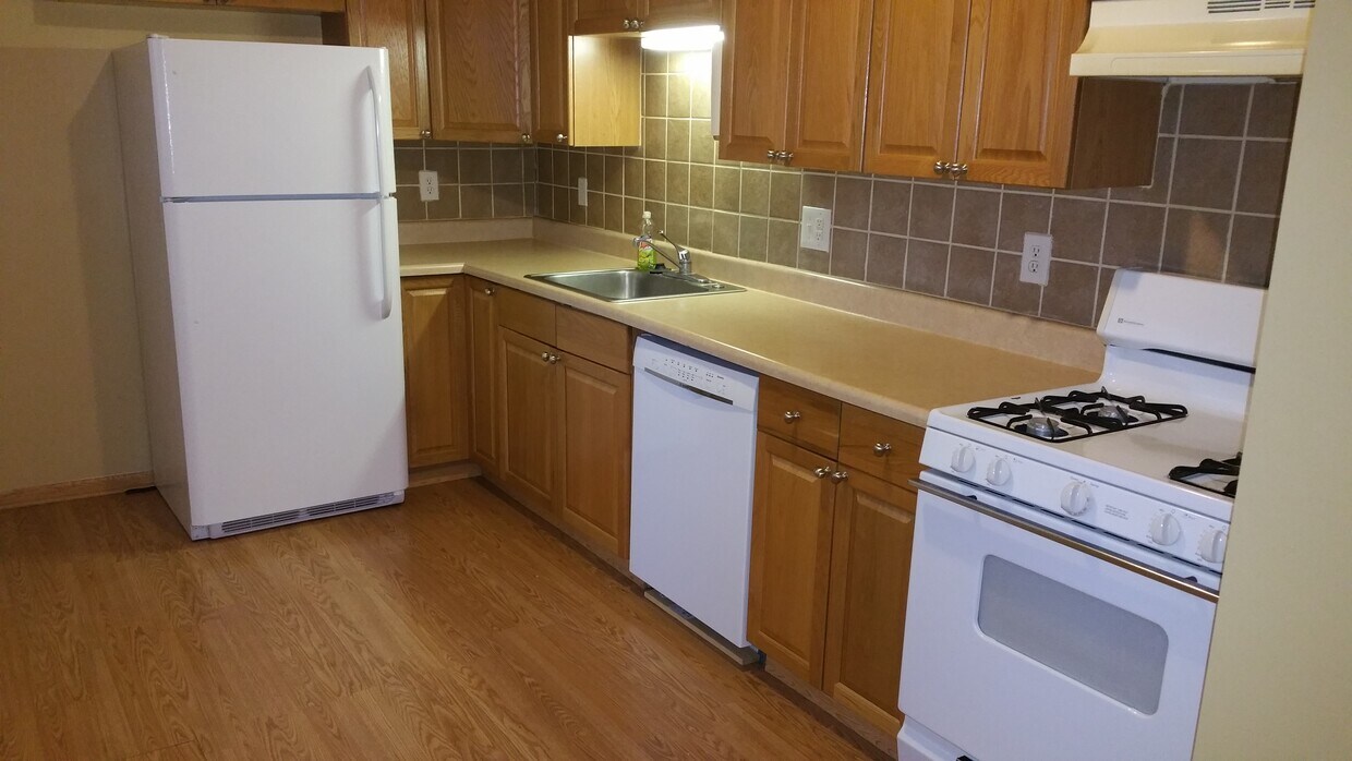 Primary Photo - 211 Cumberland St