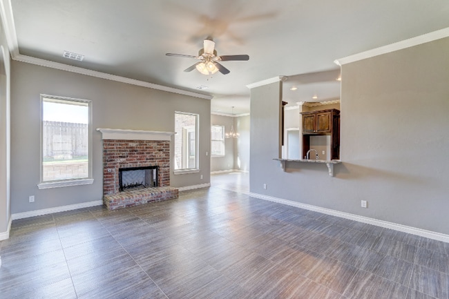 Building Photo - 2833 Tranquilo Ln