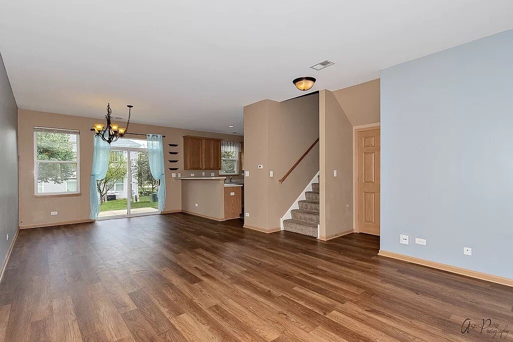 1359 Remington Dr, Volo, IL 60020 Townhome Rentals in Volo IL