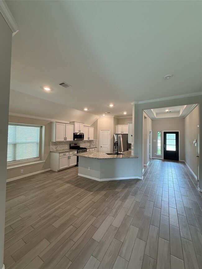 Foto del edificio - 1562 Ancient Oak Ln