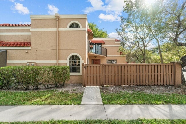 Building Photo - 8080 Severn Dr