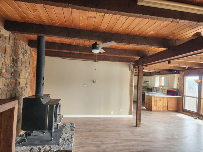 Foto del edificio - Rural House viewing Broken Off Mtn