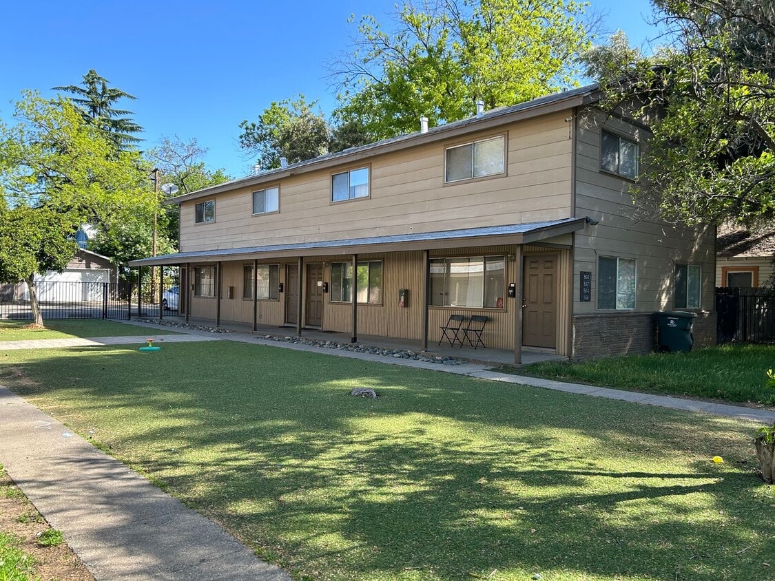 864 Pomona Ave Unit 1, Oroville, CA 95965 Room for Rent in Oroville