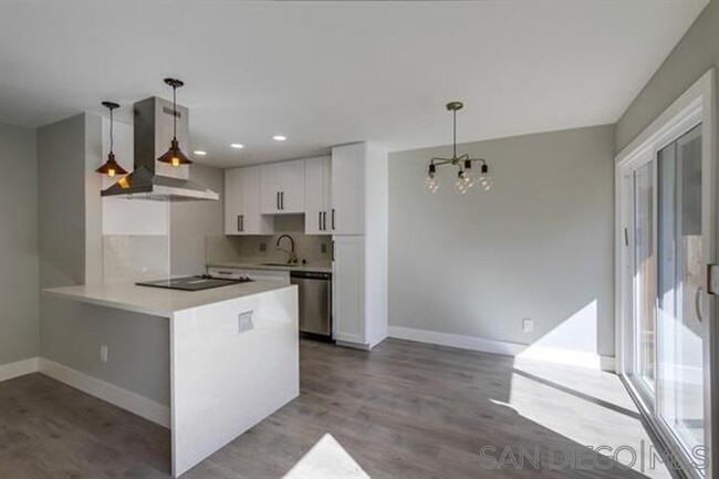 Building Photo - 9574 Carroll Canyon Rd