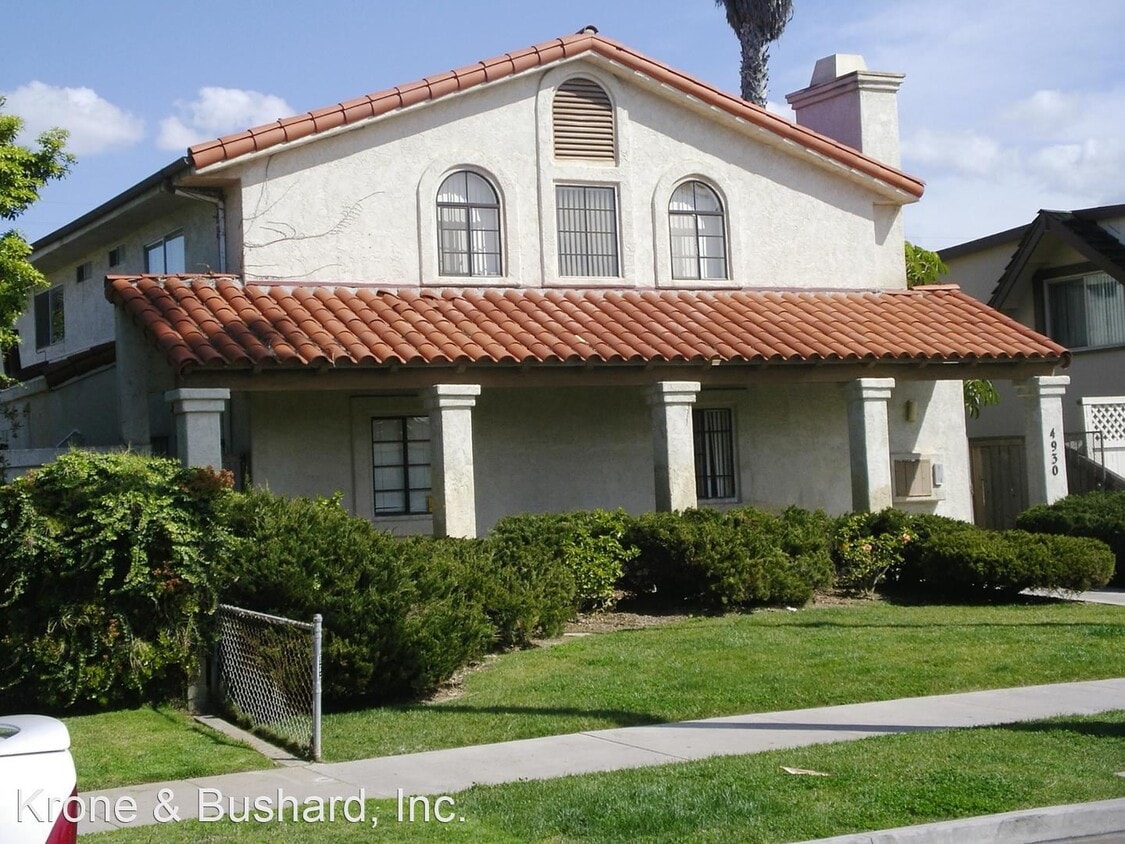 Primary Photo - 4930 Santa Cruz Ave