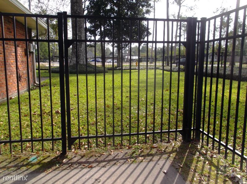 Foto principal - 4 br, 2.5 bath House - 409 Country Club Blvd