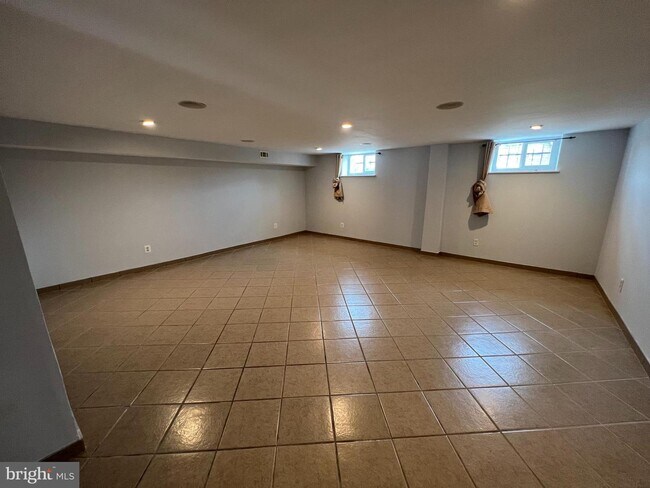 Foto del edificio - 2113 Afton St