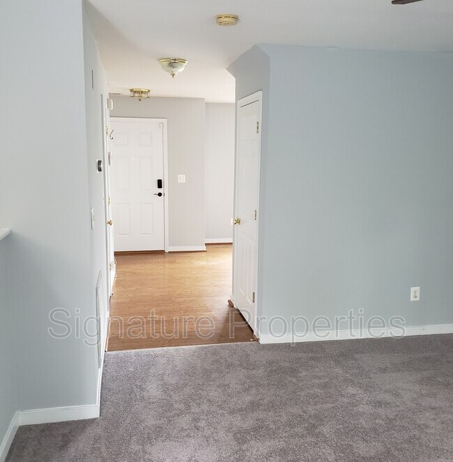 Foto del edificio - 3307 Rossington Blvd