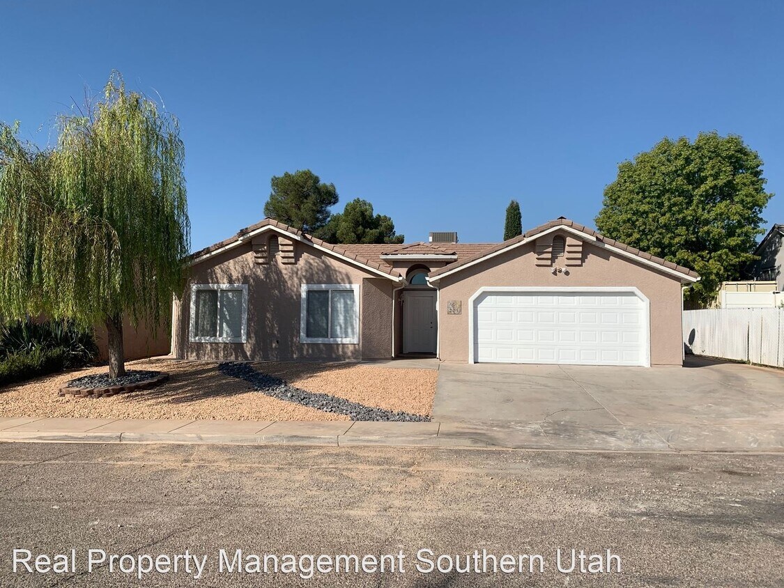 Foto principal - 4 br, 2 bath House - 203 N. 2900 E.