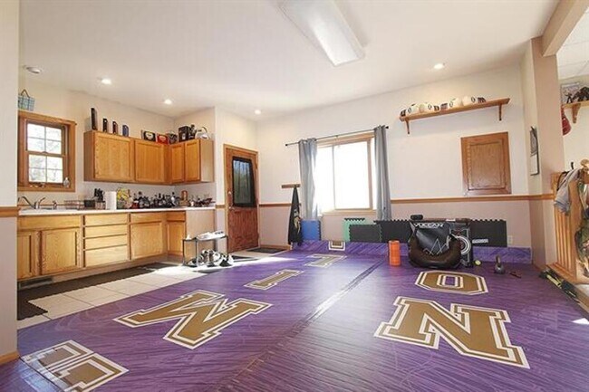 Foto del edificio - 136 Main St