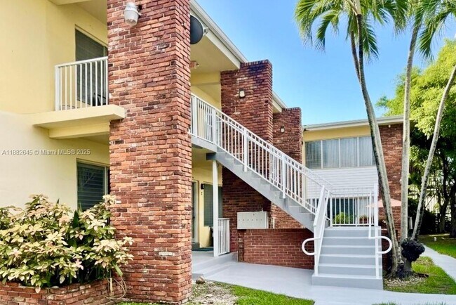 Foto del edificio - 1160 100th St