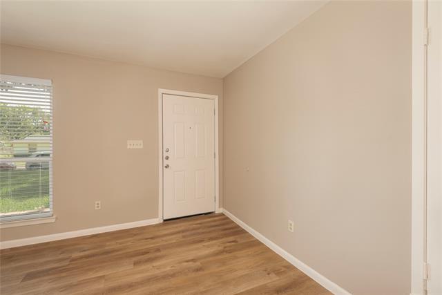 Foto del edificio - 8403 Glen Regal Dr