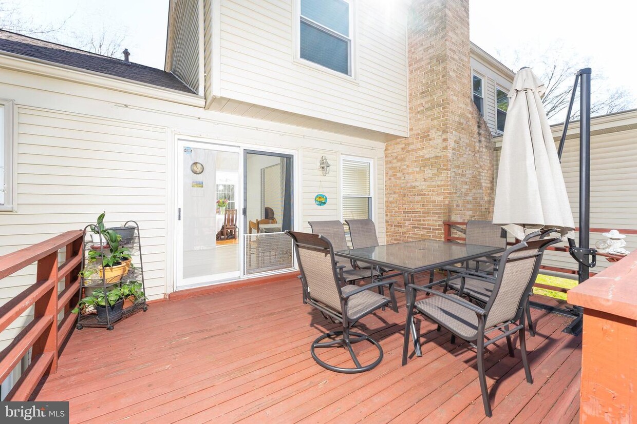 Foto principal - 9129 Wandering Trail Dr