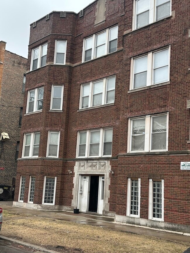 Foto del edificio - 1635 E 77th St