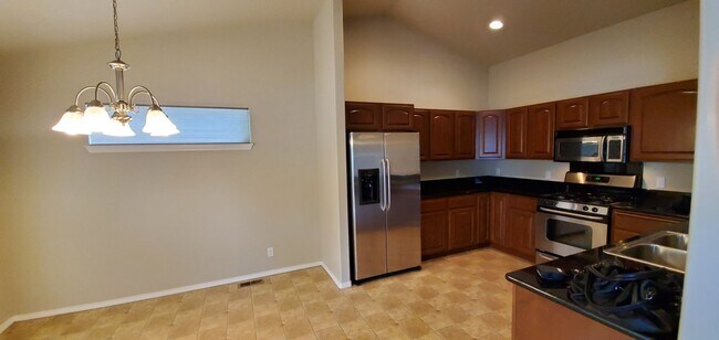 Foto del edificio - Gorgeous 3 Bedroom 2 Bath Home in Hayden!
