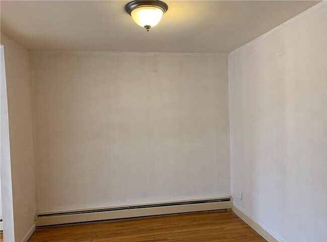 Dining room - 130 Elliott Ave