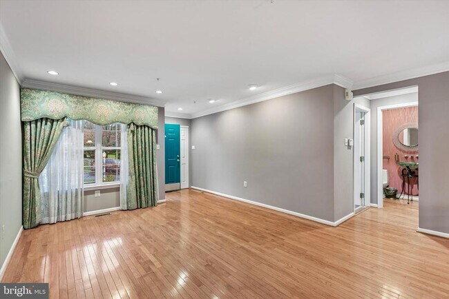 Foto del edificio - 1629 Rockcress Dr