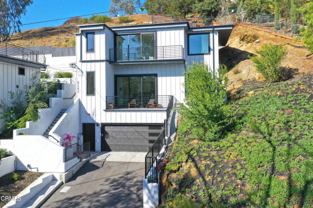 Building Photo - 6565 Pickwick St