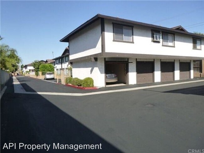 Foto del edificio - 12833 Brookhurst Way