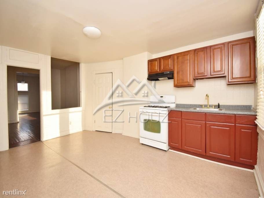 Primary Photo - 3 br, 1 bath House - 607 North Pulaski Street