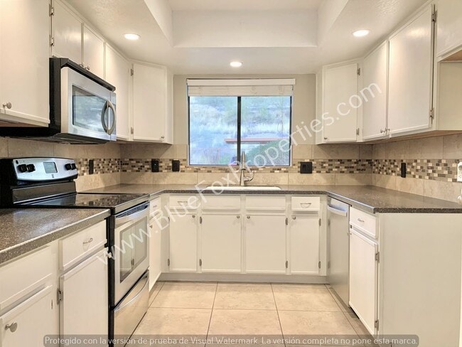 Foto del edificio - 7255 E Snyder Rd