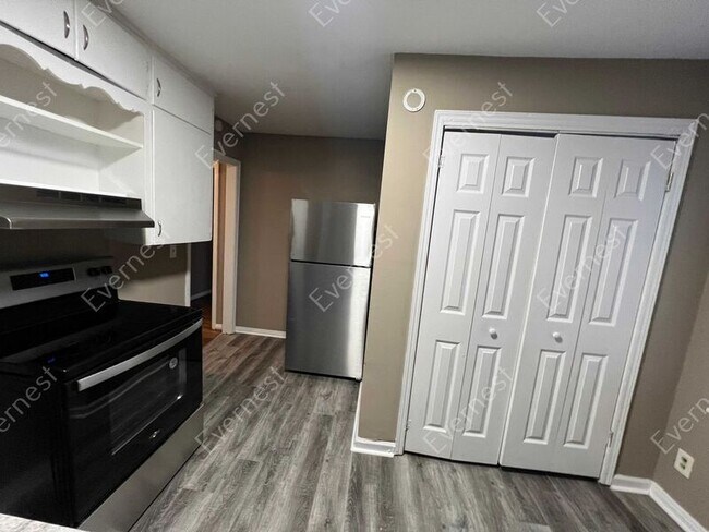 Foto del edificio - 920 80th St S